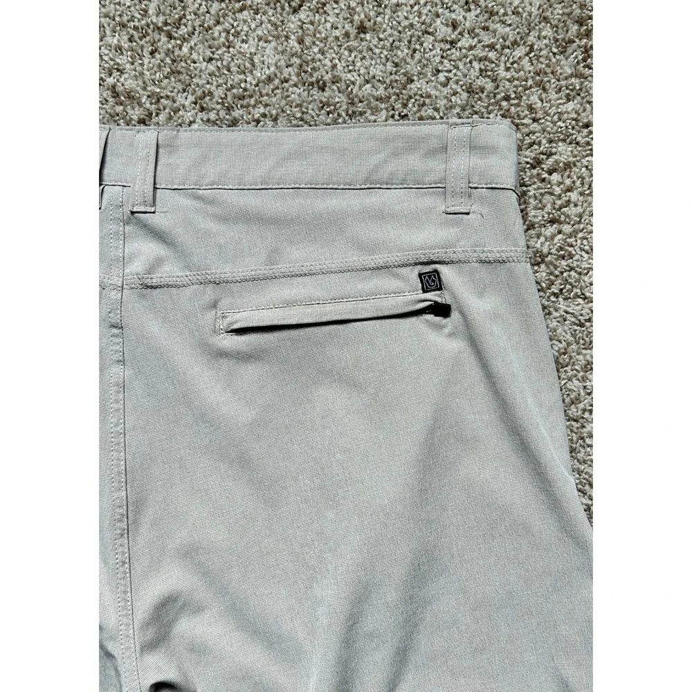 Burnside Mens Khaki Hybrid Performance Shorts I Size 40 I Stretch Heathered‎